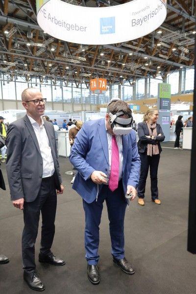 Mit der VR Work Experience virtuell Berufe austesten